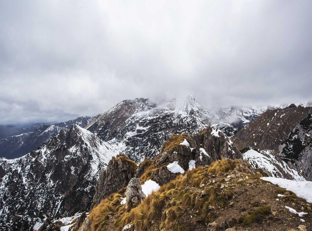 The 'Anitta Effect': How Her Style Influences Culture and Fashion