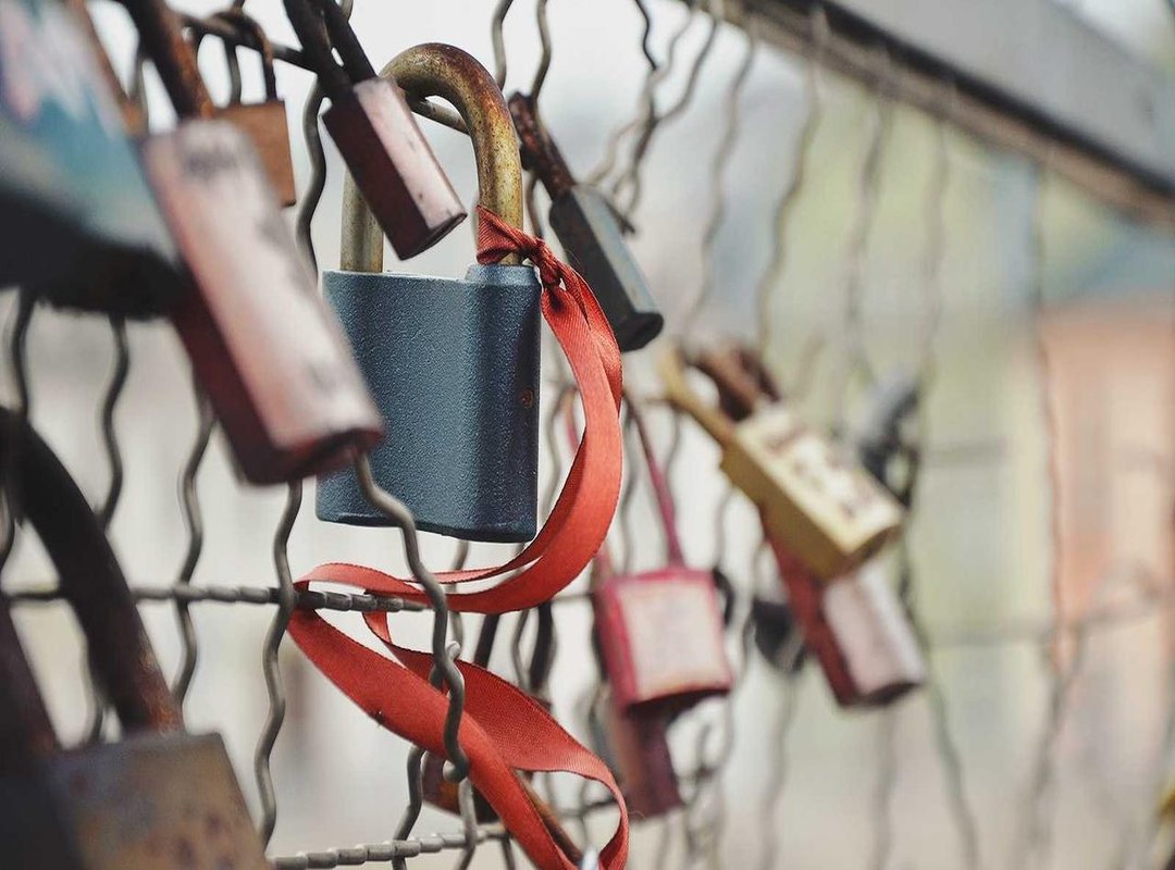 Anonymity in the Digital Age: Why Creators Use Pseudonyms